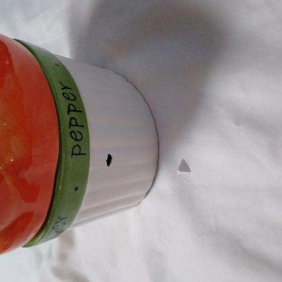 Certified International Orange Pepper Dish - Picture 6 of 11